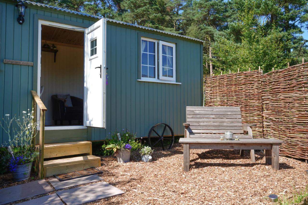 The Laburnum Retreat Shepherd Hut Private Hot Tub Upper Hulme Eksteriør billede