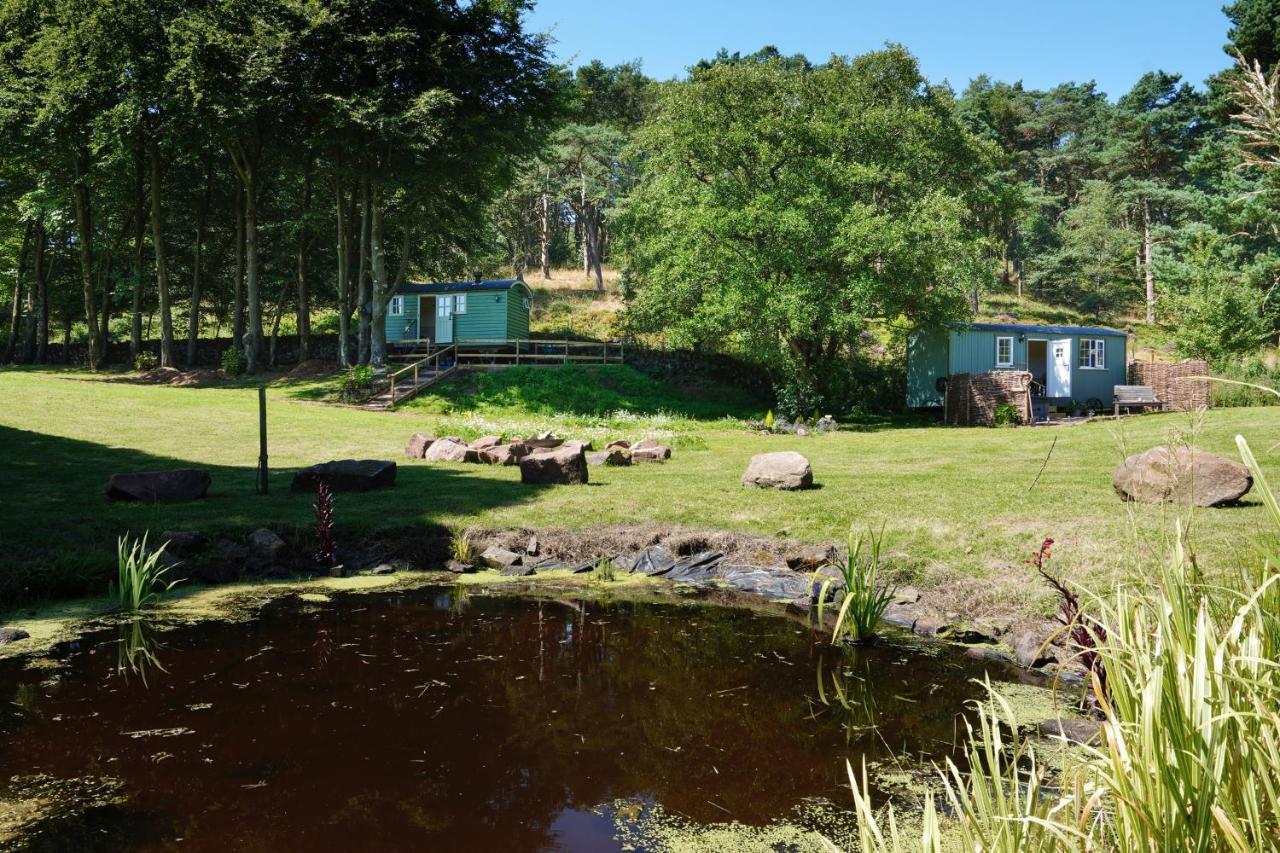 The Laburnum Retreat Shepherd Hut Private Hot Tub Upper Hulme Eksteriør billede